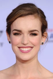 Elizabeth Henstridge