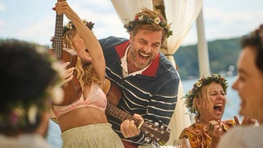 Midsummer Night izle